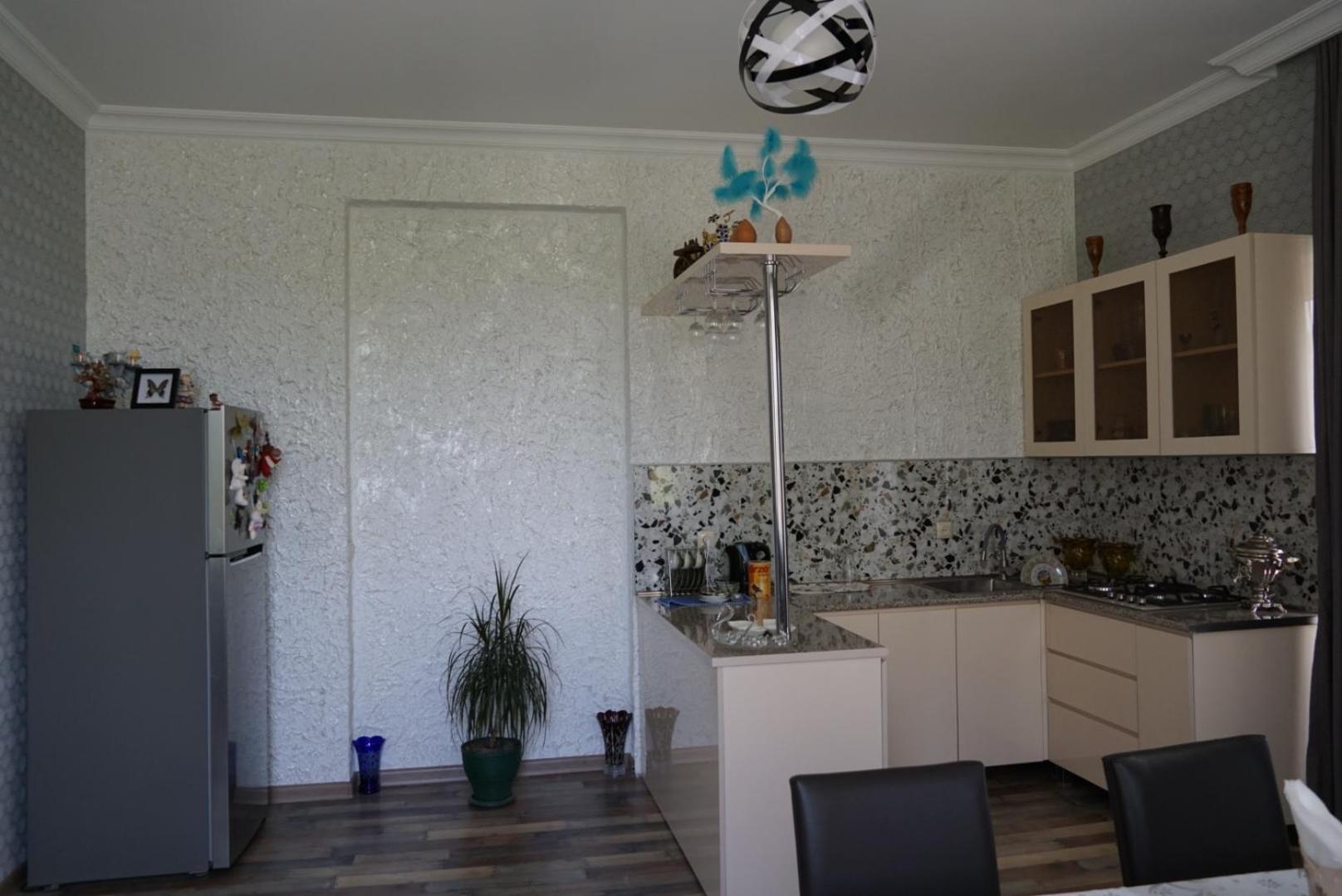 Panorama In Kutaisi Hostel Luaran gambar