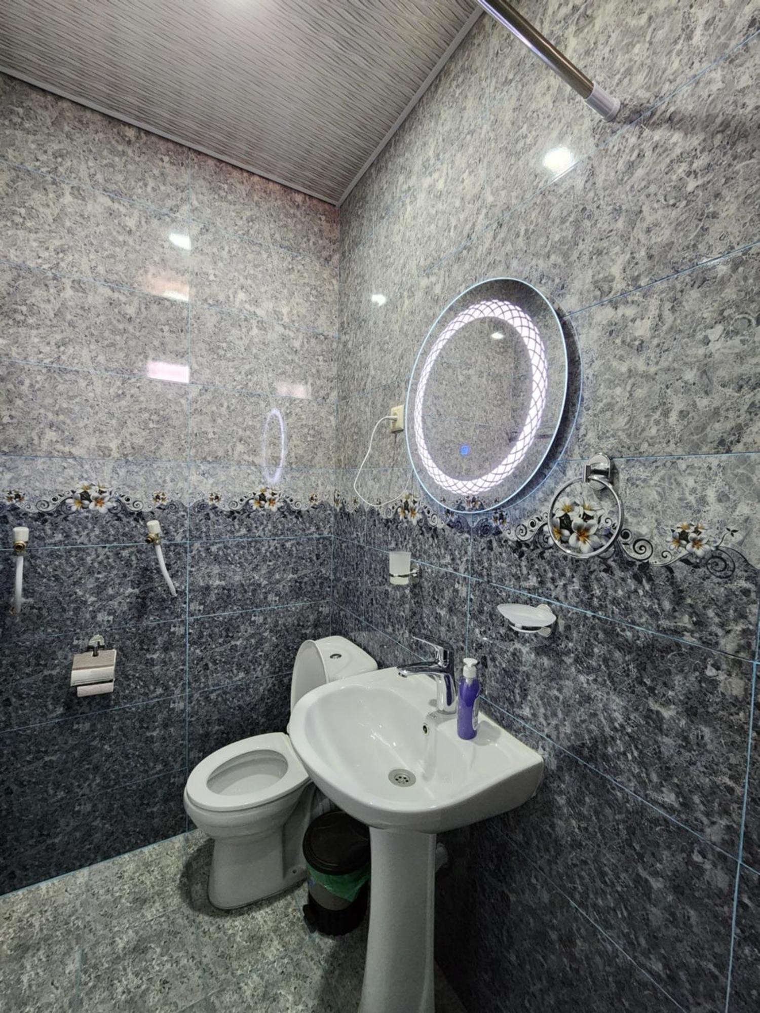 Panorama In Kutaisi Hostel Luaran gambar